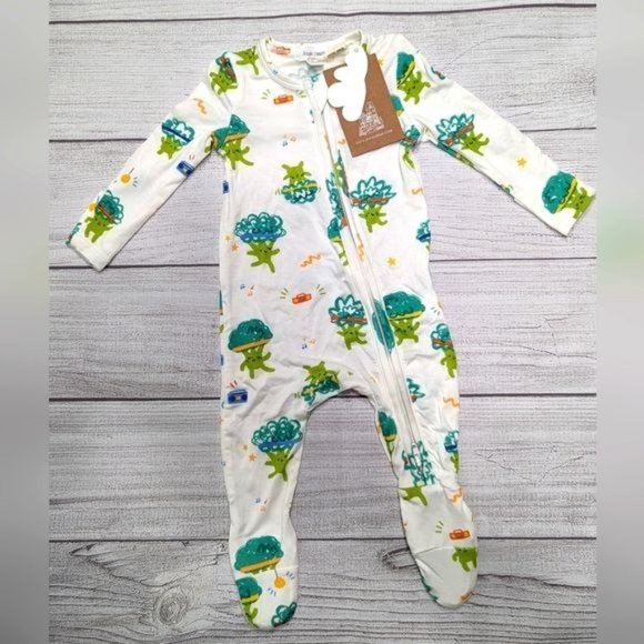 Angel Dear Other - Angel Dear broccoli footie 0-3m